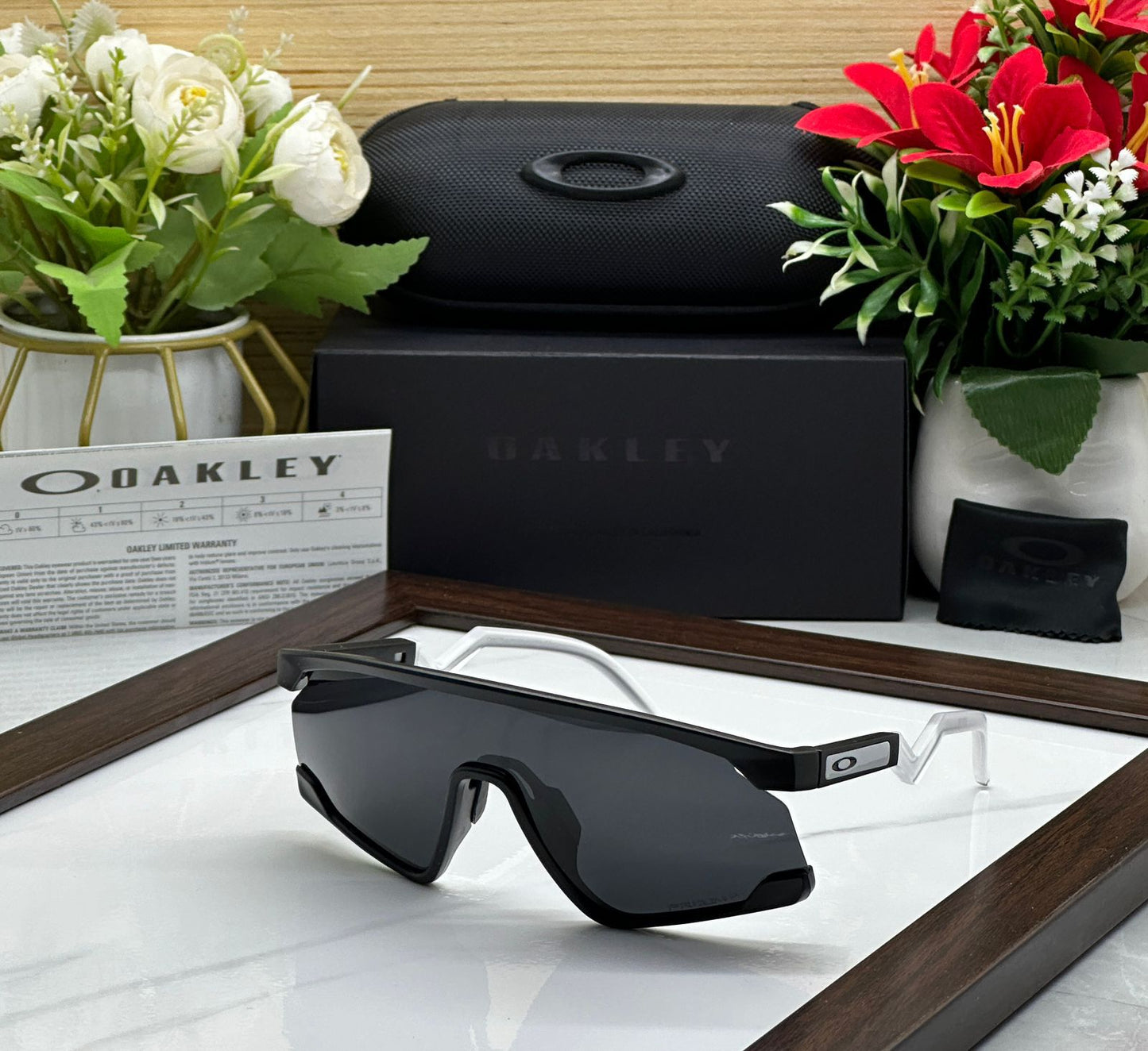 Oakley BXTR Sports ( Black & Black )