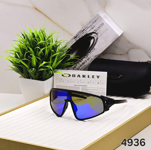 Oakley Latch Panel ( Blue & Black )